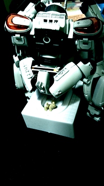 D9J1VhMUEAE21oU