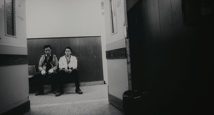 Happy.Together.1997.1080p.BluRay.x264.DTS-WiKi.mkv_snapshot_00.22.17_2020.12.09_20.03.13