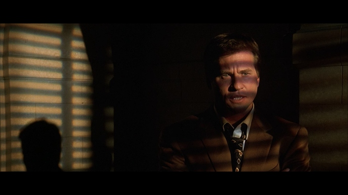 Spartan.2004.1080p.Bluray.DTS.x264-FoRM.mkv_snapshot_01.07.42_2020.02.07_02.24.42